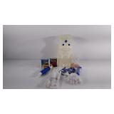 Advertising Pillsbury Doughboy baking set, cake