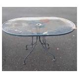 Outdoor Table wire mesh 54" oval top, top needs