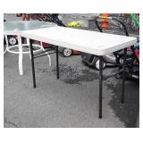 Lifetime 4ft poly Folding Table, good usable
