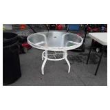 Outdoor Table glass top 42" round with aluminum