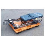 Fitness Inversion Table, Note missing brackets to