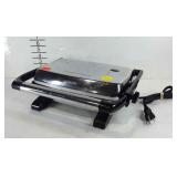 Hamilton Beach panini press, powers on