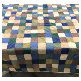 Patchwork knotted quilt, 99x88, needs cleaning on