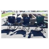 4 folding chairs,  used