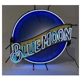 Advertising Blue Moon neon light sign, works,