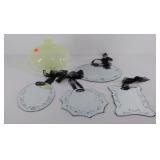 Glass vase and 4 small decorative mirrors