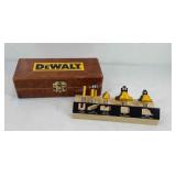 5 pc DeWalt router bit set with case