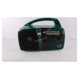 Freeplay  AM/FM Radio, works