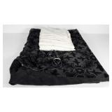 Sunbeam electric warming throw (works) and queen