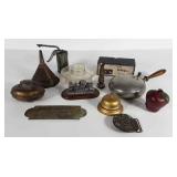 Metalwares group, oil can, desk bell, brass