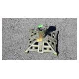 Small Cast Mini Tree Stand