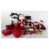 Holiday decor, includes table runner, heart