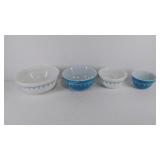 Pyrex Blue Snowflake set of 4 nesting mixing