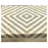 Handmade lightweight quilt, needs cleaning, but