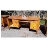 Wood Desk, solid wood made so reclaim for wood,
