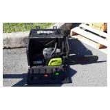 Poulan 16" Chainsaw with case, model P3816