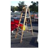Wood 6ft Step Ladder, nice usable condition
