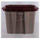 Empty tote with lid, lid does have a small crack,