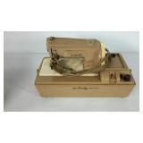Singer electric portable sewing machine, works ,