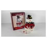 Cracker Barrel snowman cookie jar and salt &