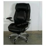 La-Z-Boy office chair, comfy, needs wiped down