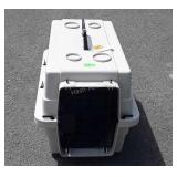 Small Poly pet carrier