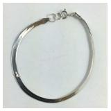 Sterling silver herringbone bracelet 2.91g 7"