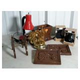 Group lot: desk lamp,wood curtain rod brackets,