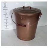 Decor Fireplace Ash Pail with lid, gold color