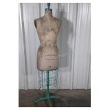 Vintage Dress Model Form. Collapsible model 1971.