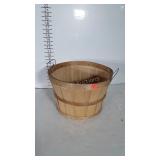 Gardening Vegetables Basket half bushel I believe