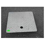 Aluminum diamond plate truck bed gooseneck ball