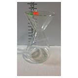 Glass chemistry beaker / vase - 11-1/2" high