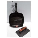 Cast iron grill pan and bacon press