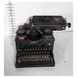 Royal Manual Typewriter not operating as should,