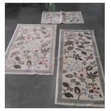3pc Scatter Rug Set rubber non slip backs. Wear