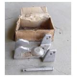 Baylock EZ lock for gooseneck ball hitch