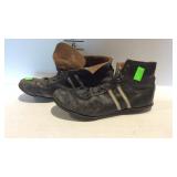 Vintage shoes, cleats - no size
