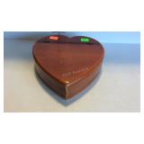 Dresser / storage box, heart shaped