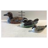3 Duck figures