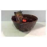 Pottery bundt cake mold by Bay-cerabak