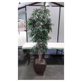 Nice Home decor everlasting Tree with tin planter