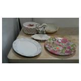 Group lot: small pitcher, pie plate, platters,