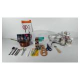 Kitchenwares, includes rubbermaid servin