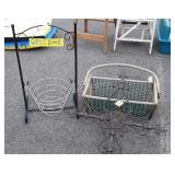 3pc Gardening Accessories lot includes welcome