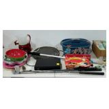 Miscellaneous lot, pizza pan, hardware, golf