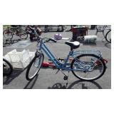 Schwinn Radiant Beach Touring Bike, baby blue