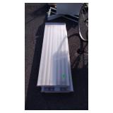 2 4ft Florescent light fixtures