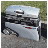Thermos brand Grill 2 Go, grill snaps to roller