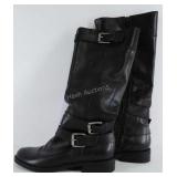 Pair of Ladies fashion boots, size 7.5 M, gently